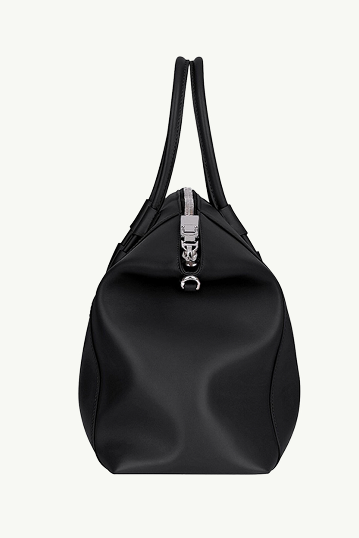 GIVENCHY Small Antigona Sport Bag in Black Smooth Leather 2