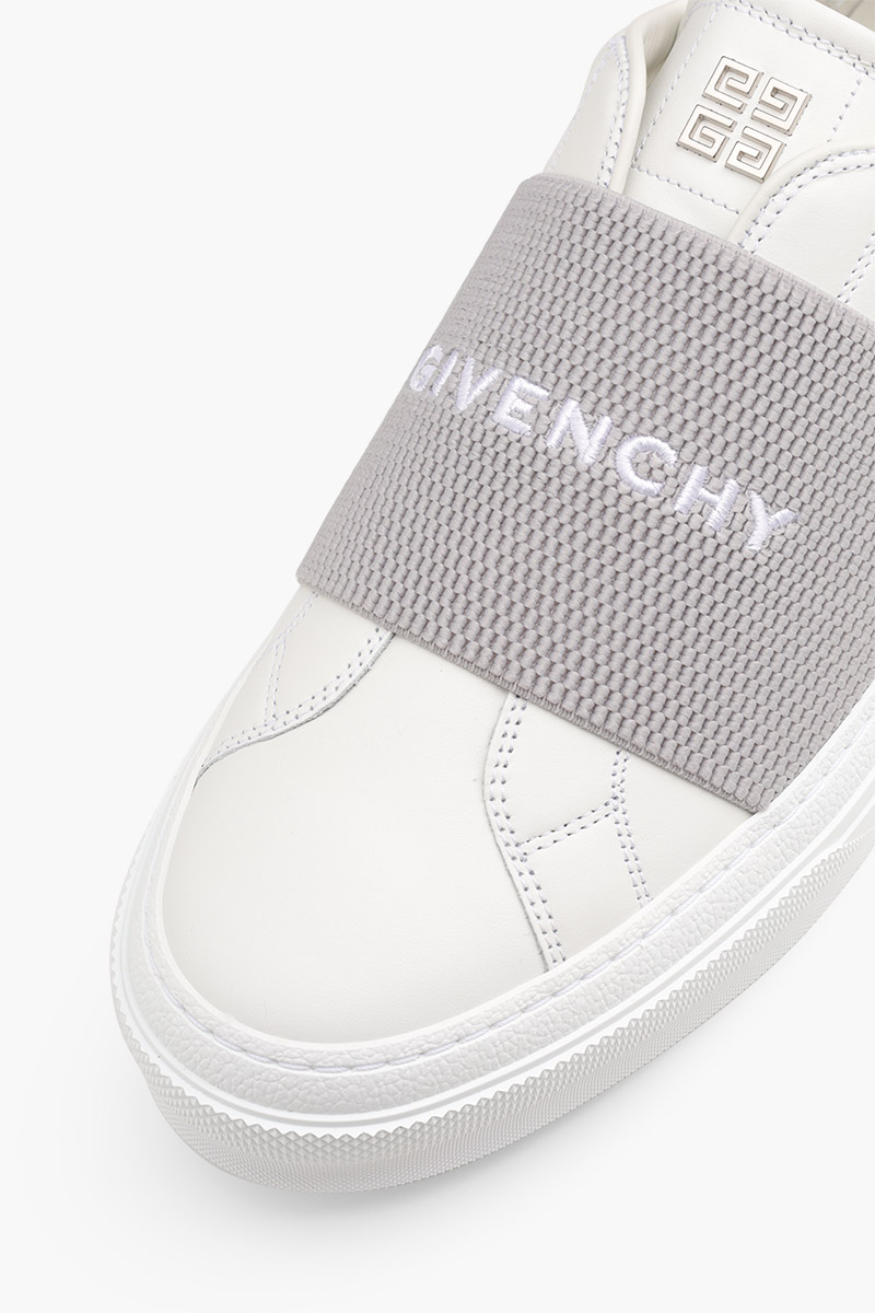 GIVENCHY Men 4G Logo Street Sneakers in White/Grey with Logo Webbing 4