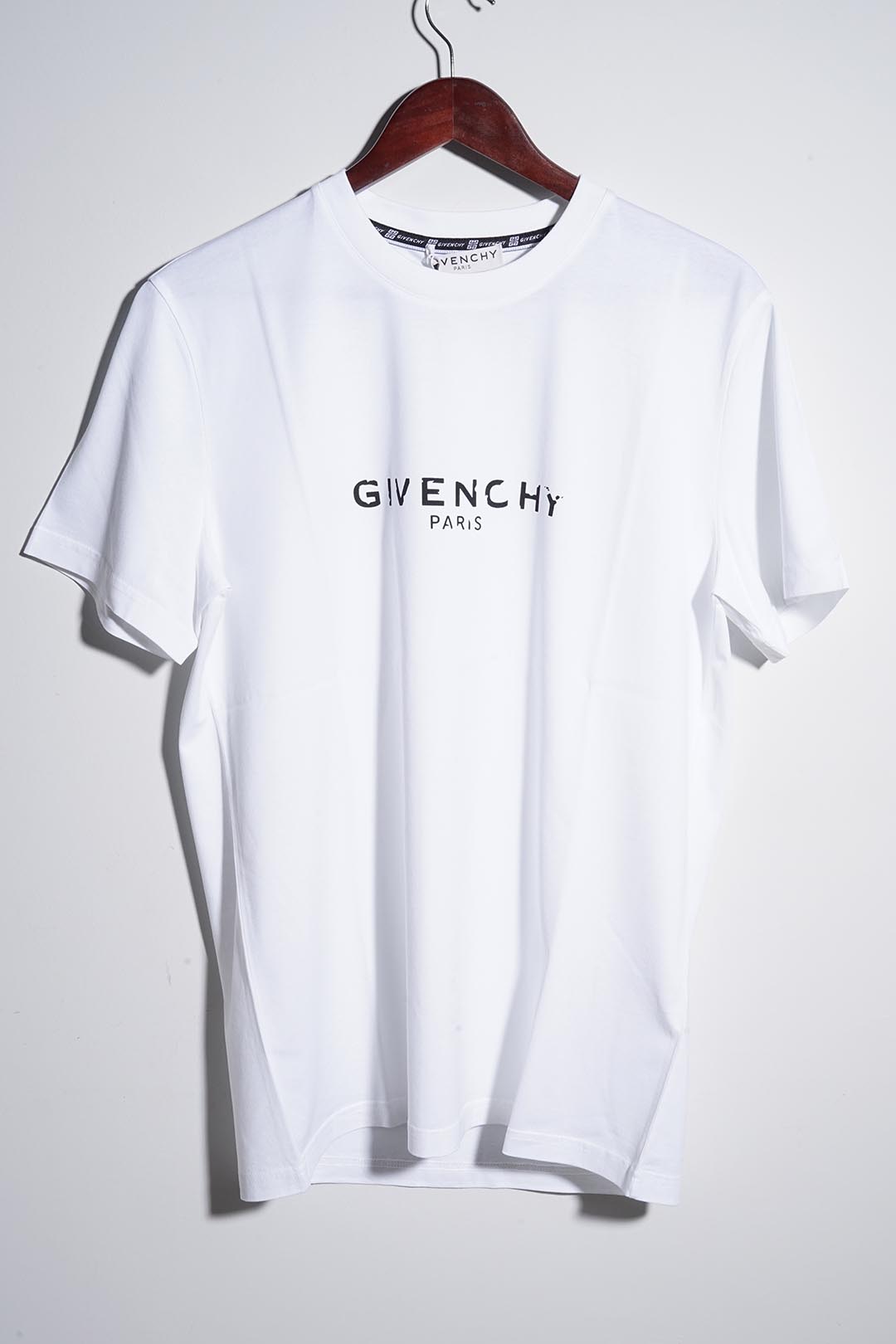 GIVENCHY Men Distressed Logo T-Shirt in White 0