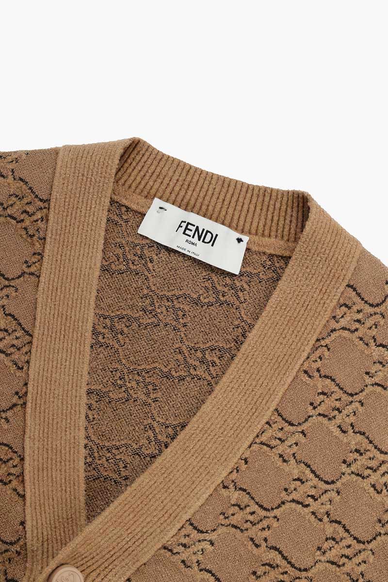 FENDI Women FF Karligraphy V Neck Cropped Cardigan in Beige Velvet 3