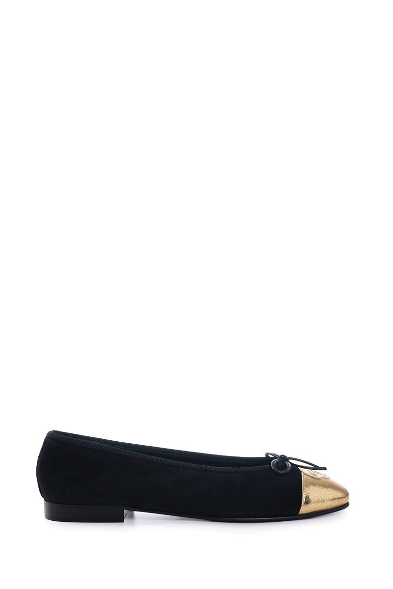 CHANEL Women CC Cap Toe Ballerina Flat in Black/Gold Crackled Laminated Suede Calfskin 0