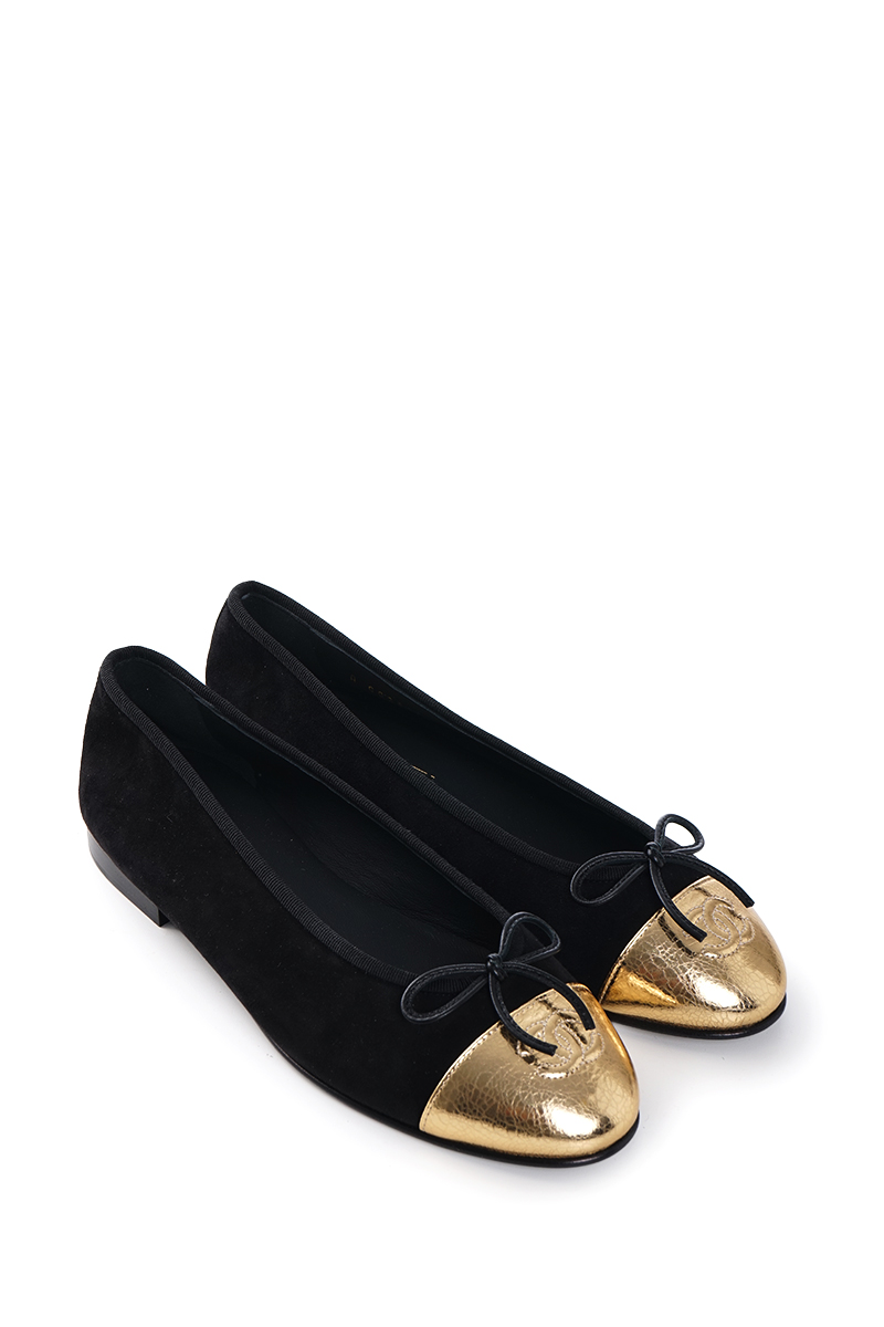 CHANEL Women CC Cap Toe Ballerina Flat in Black/Gold Crackled Laminated Suede Calfskin 2