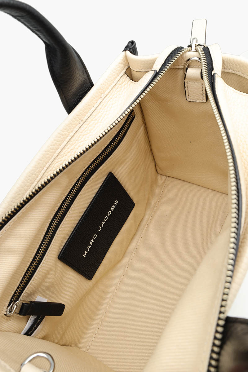 MARC JACOBS Mini Traveler Tote Bag in Beige/Black Leather 3