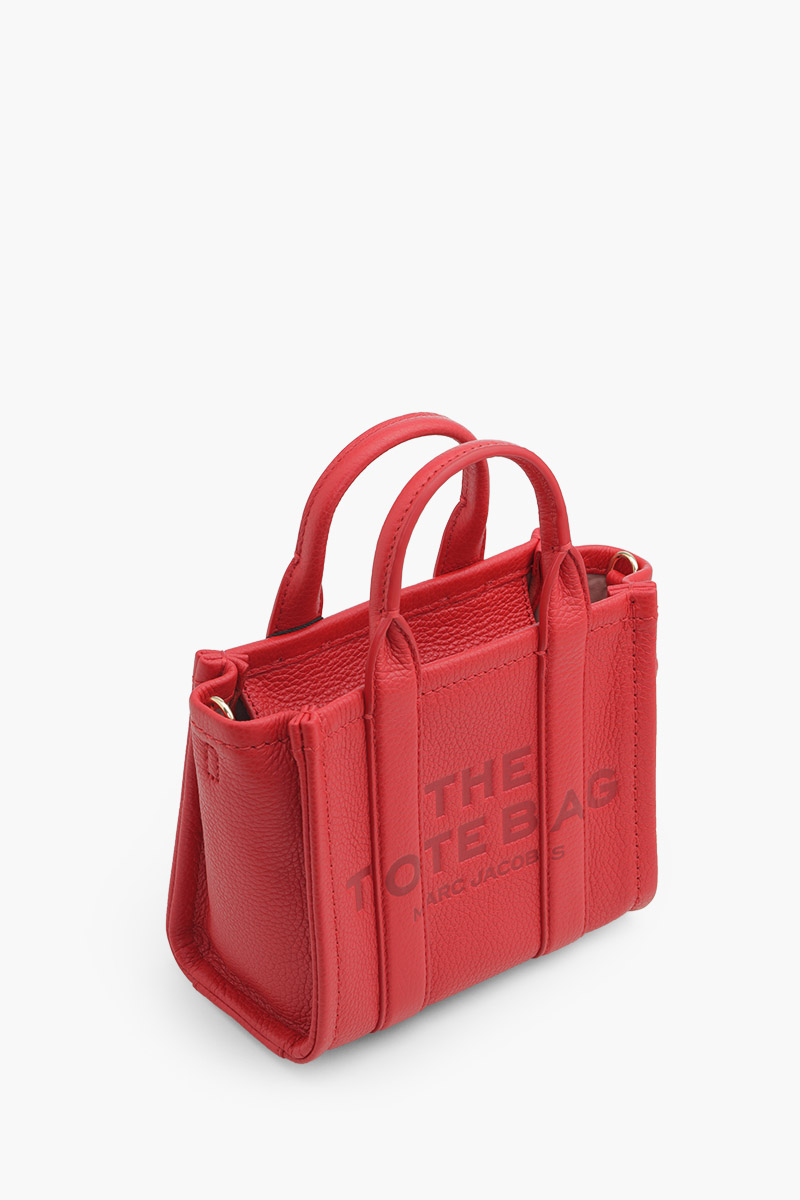 MARC JACOBS The Leather Crossbody Tote Bag in True Red 2