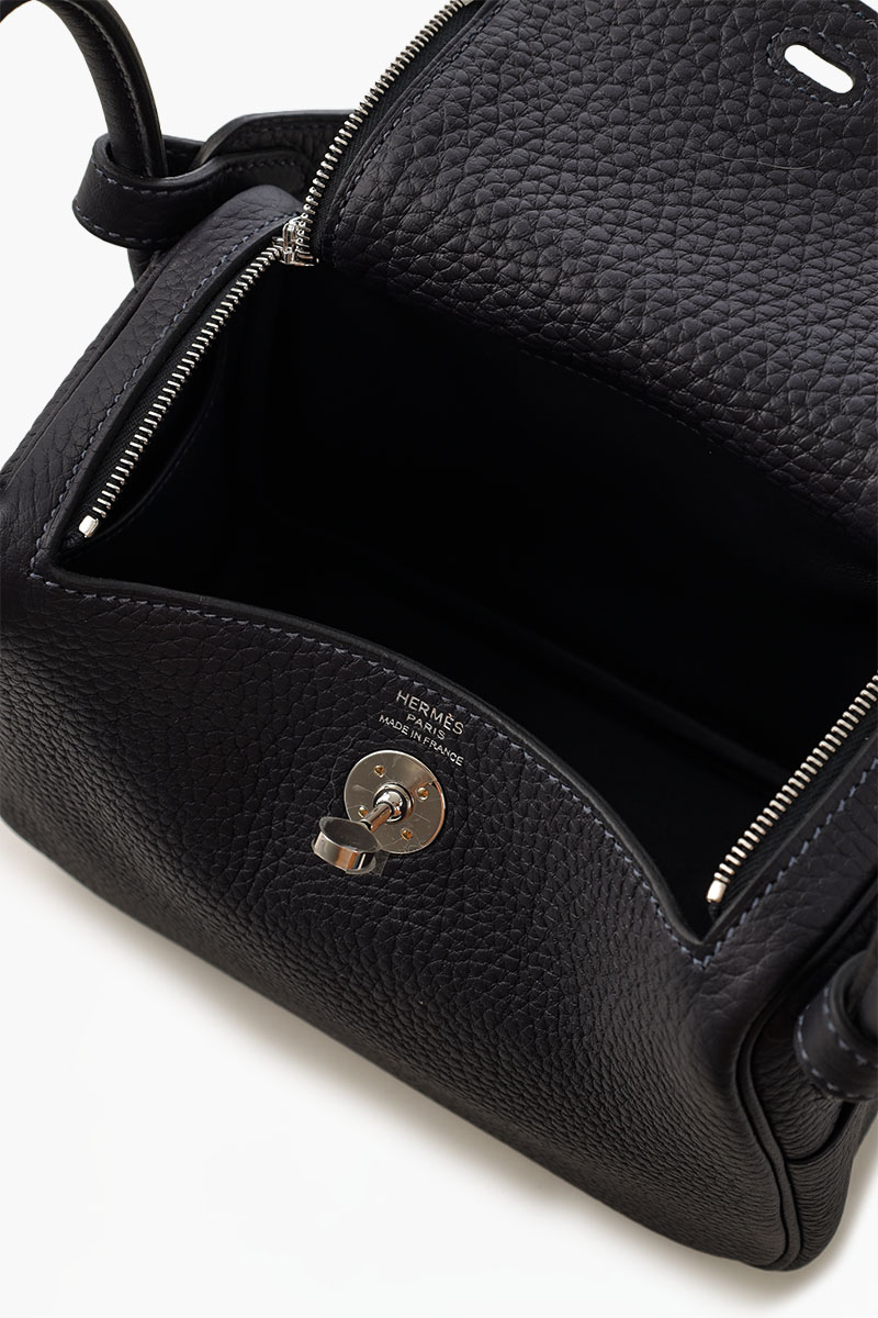 HERMÈS Mini Lindy bag in Caban Taurillon Clemence SHW 3
