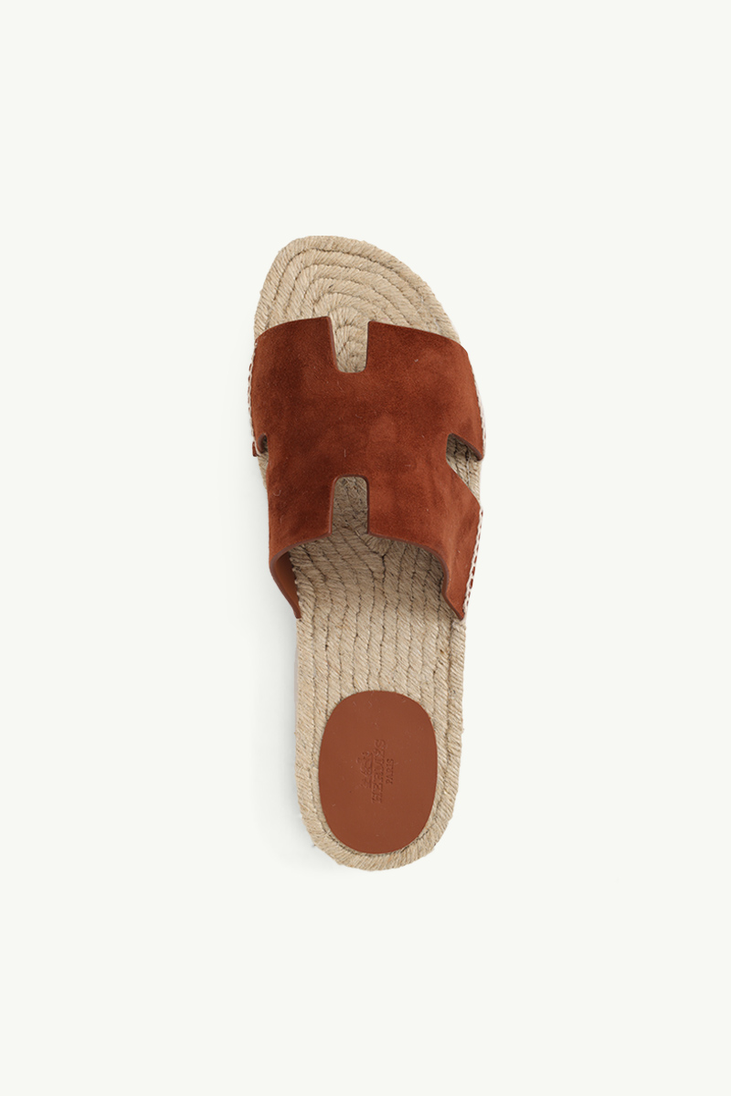 HERMES Men Antigua Espadrilles in Gold Suede 3