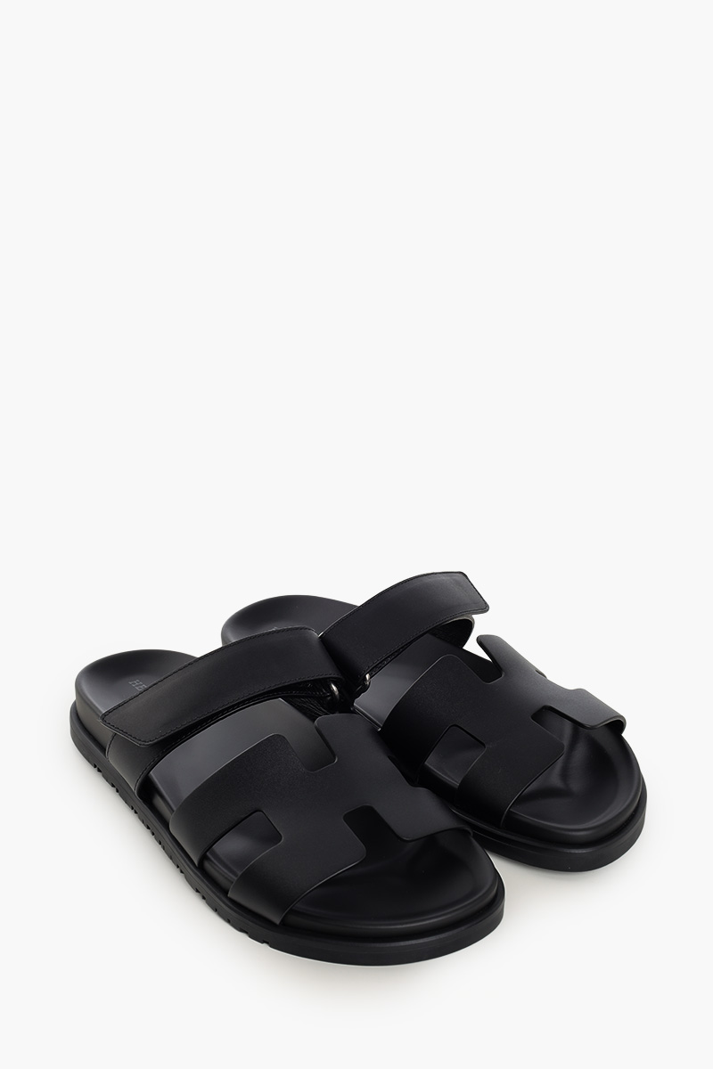 HERMÈS Chypre Sandals in Black Calfskin 2