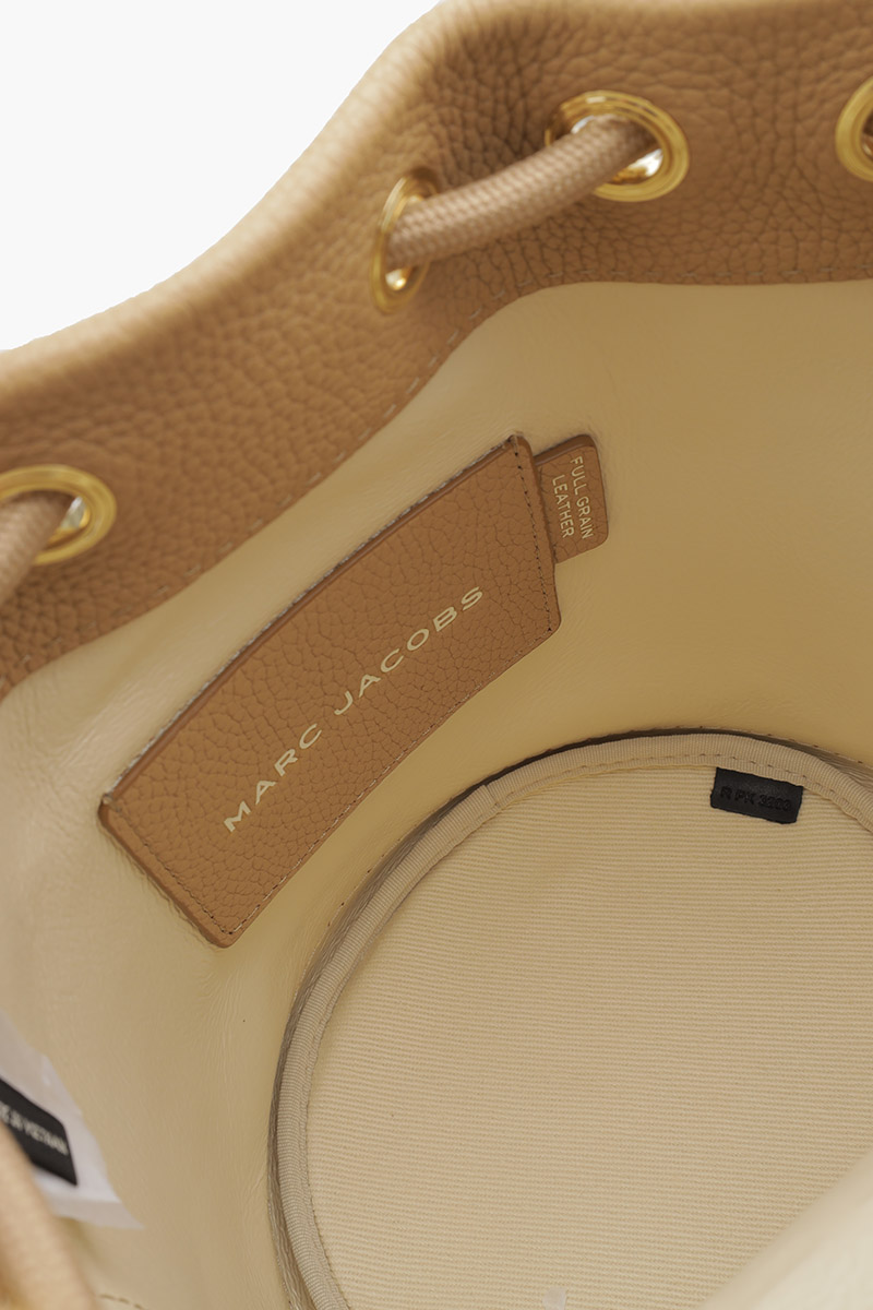 MARC JACOBS Embossed Logo Bucket Bag in Camel Leather 3