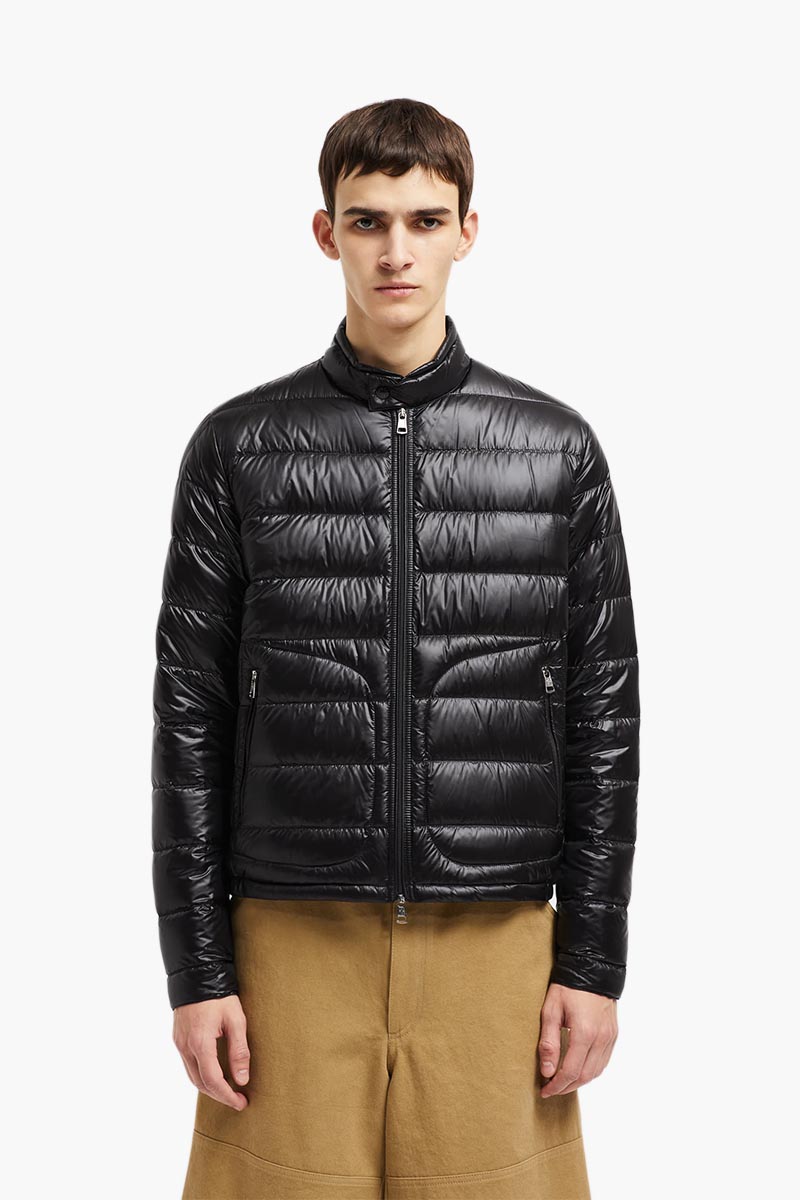 MONCLER Men Acorus Short Down Jacket in Black 1