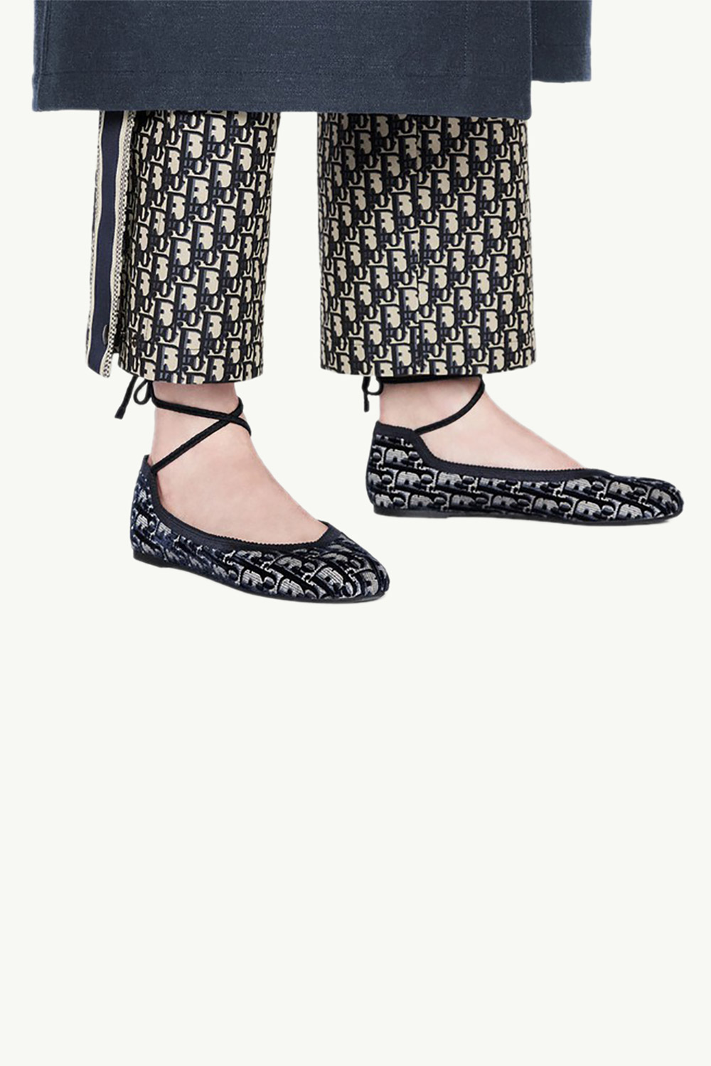CHRISTIAN DIOR Oblique Poeme Laced Ballerina in Deep Blue Multicolors Embroidered Velvet 4