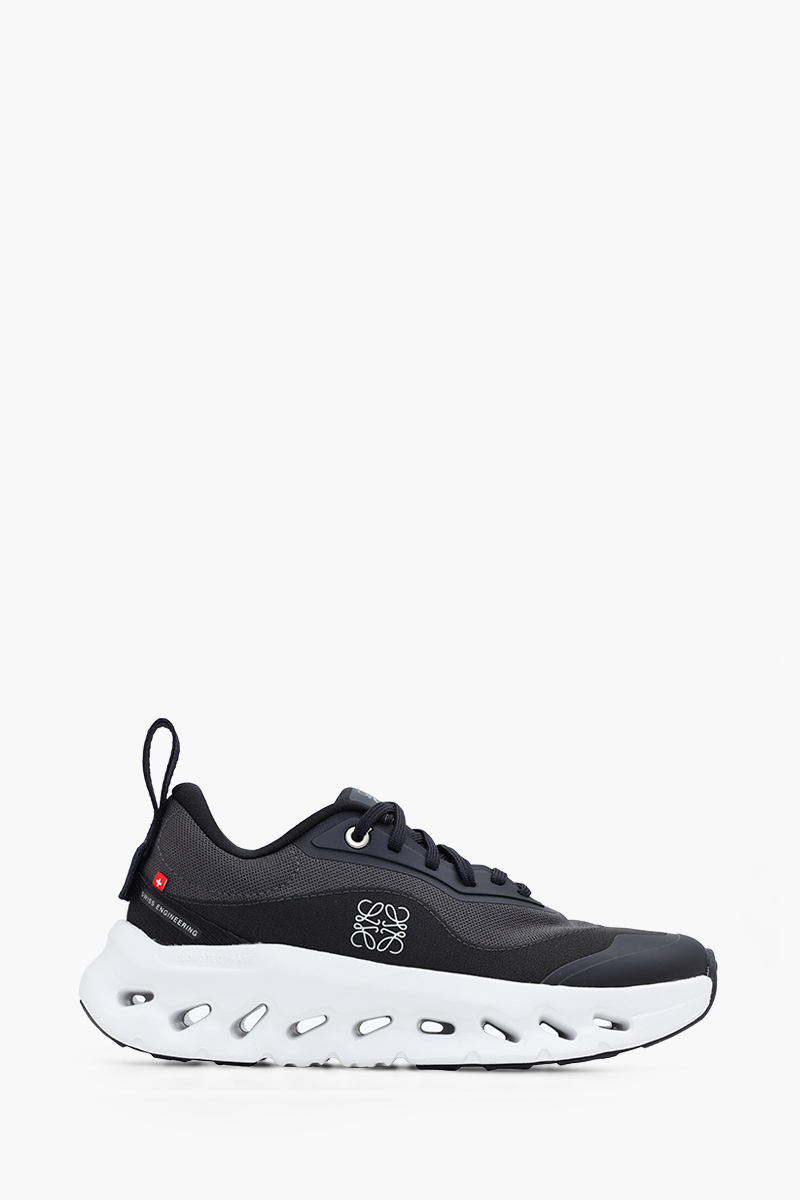 LOEWE X ON RUNNING Women Cloudtilt 2.0 Sneakers in Black 0