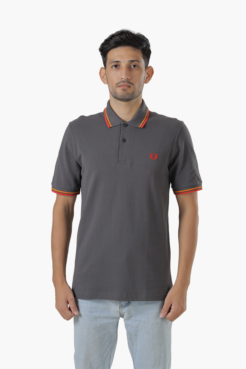 FRED PERRY Men The Original Twin Tipped Polo Shirt in Gunmetal/Cyber Orange/Cyber Red 0