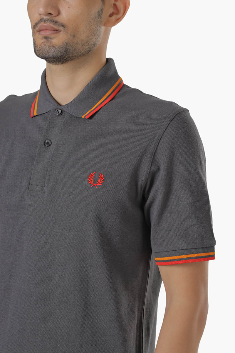 FRED PERRY Men The Original Twin Tipped Polo Shirt in Gunmetal/Cyber Orange/Cyber Red 3