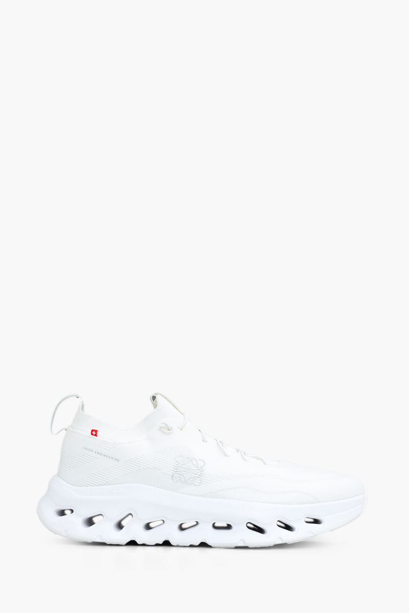 LOEWE x ON RUNNING Men Cloudtilt Sneakers in All White 0