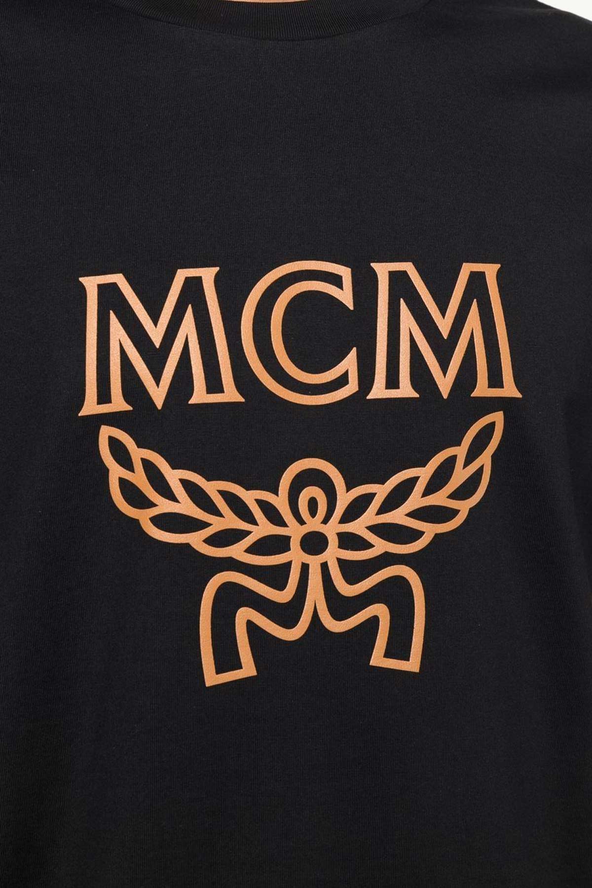 MCM Men Crew Neck T-Shirt in Black Cotton 3