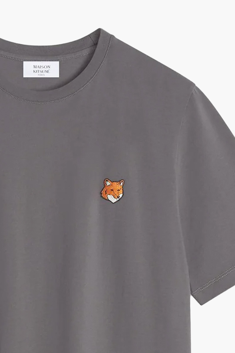 MAISON KITSUNE Men Fox Head Regular T-Shirt in Charcoal Cotton 2