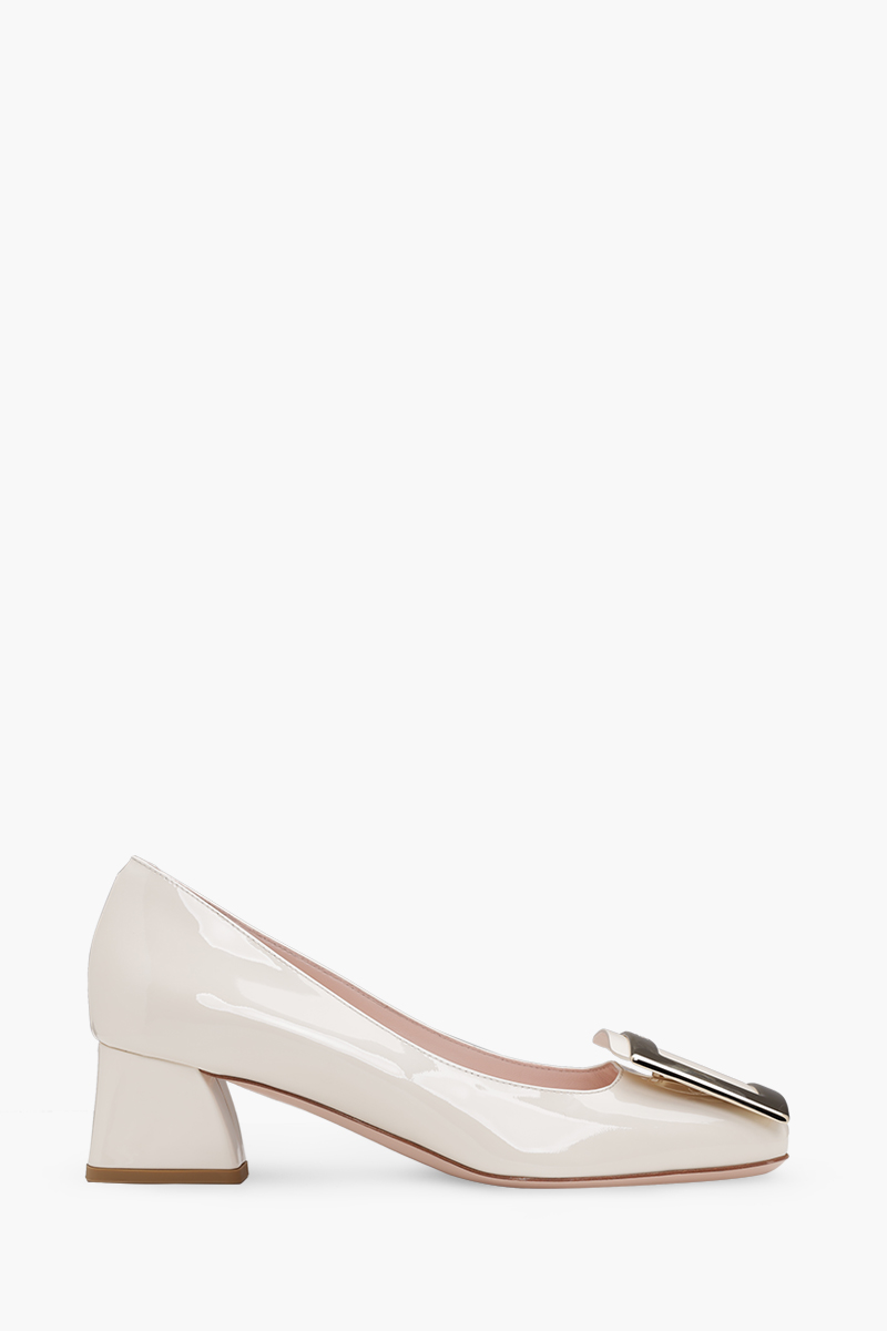 ROGER VIVIER Tres Vivier Metal Buckle Pumps 45mm in Off White Patent 0