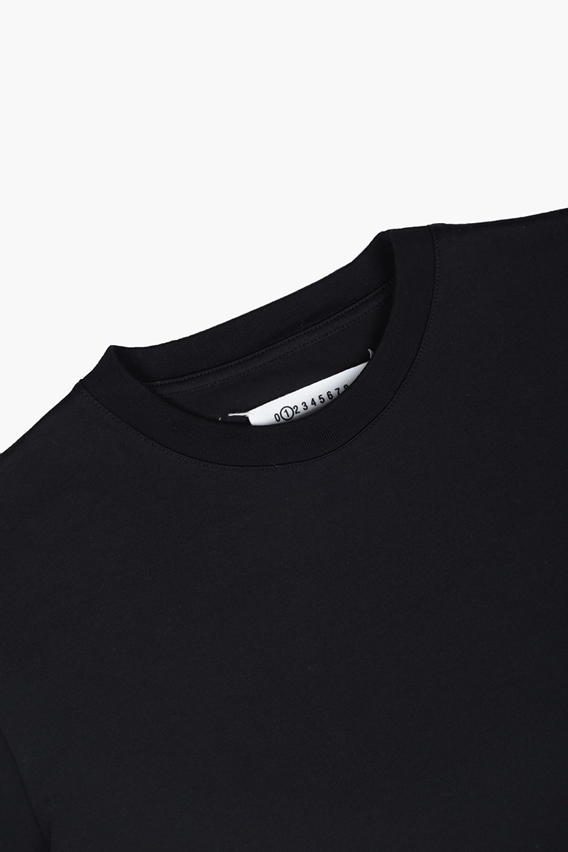 MAISON MARGIELA Women Crewneck T-Shirt in Black with 4 Stitch Moniker on Back 3