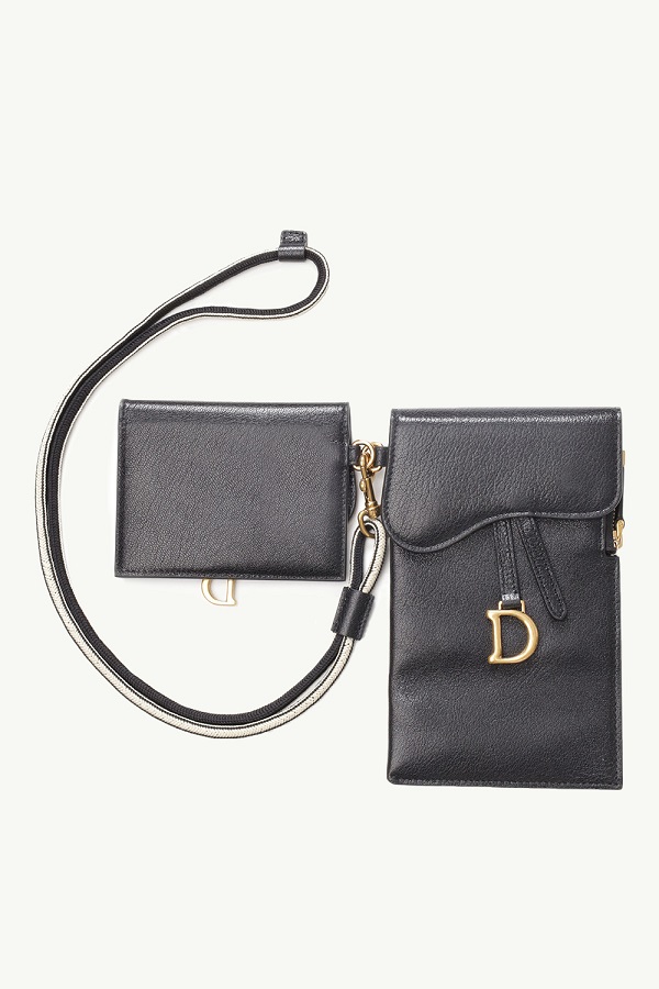 CHRISTIAN DIOR Saddle Multifuctional Pouch in Black Grained Leather 2