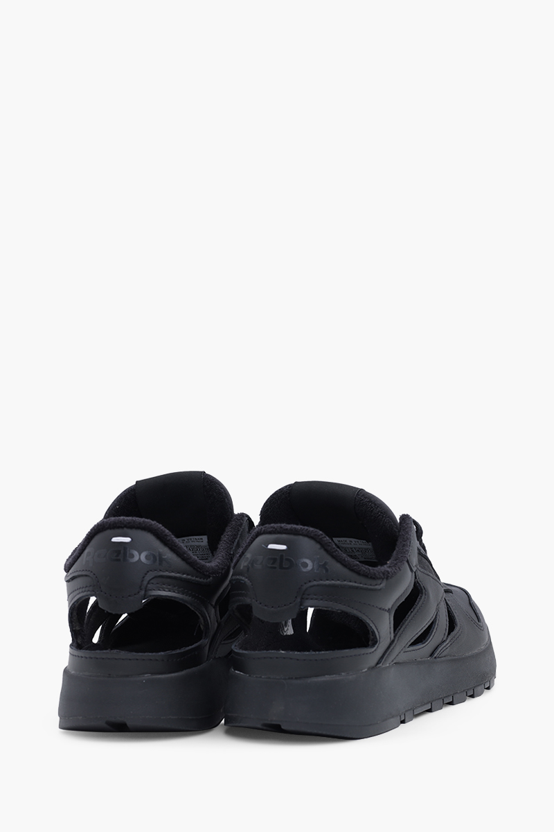 MAISON MARGIELA X REEBOK Men Tabi Sneakers in Black Leather 2