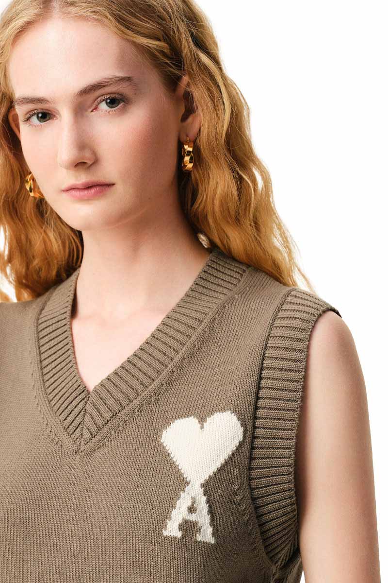 AMI Unisex Ami De Coeur Sleeveles Sweater in Taupe Beige/Off White Wool-Cotton 3