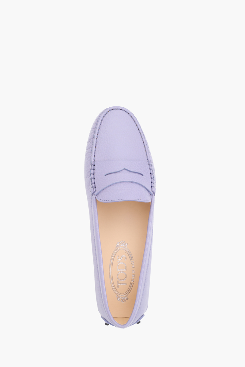 TOD'S Women Gommino Driving Shoes in Violet Grained Leather 3