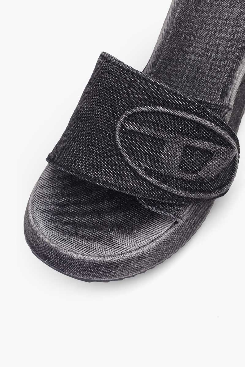 DIESEL SA-OVAL D PF W Sandals in Black Cotton Denim 4